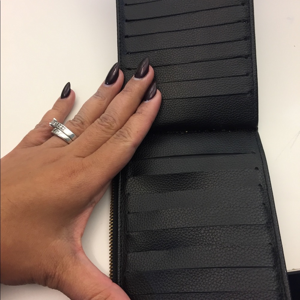 Wallet - Picture 5 of 5